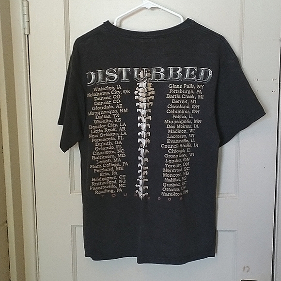 Size M Disturbed Concert Shirt - Picture 4 of 5